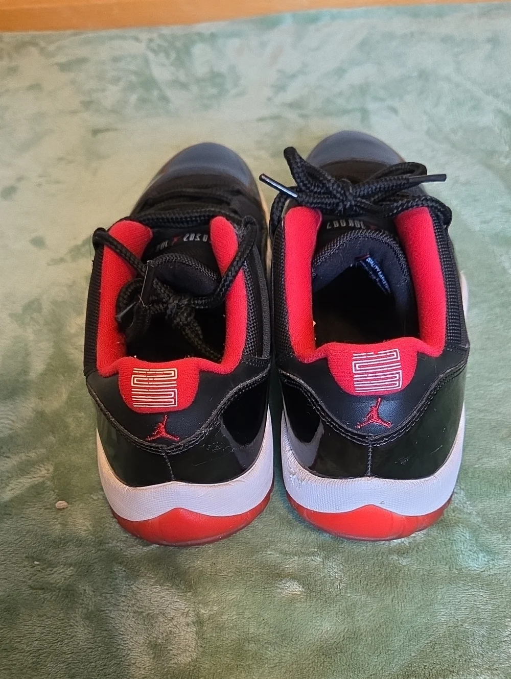 NIKE Air Jordan 11 Retro Low 'Bred'